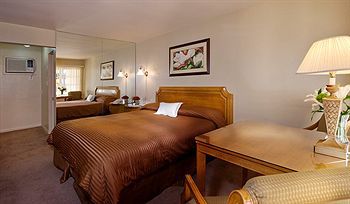 Desert Sun Resort Палм Спринг Екстериор снимка